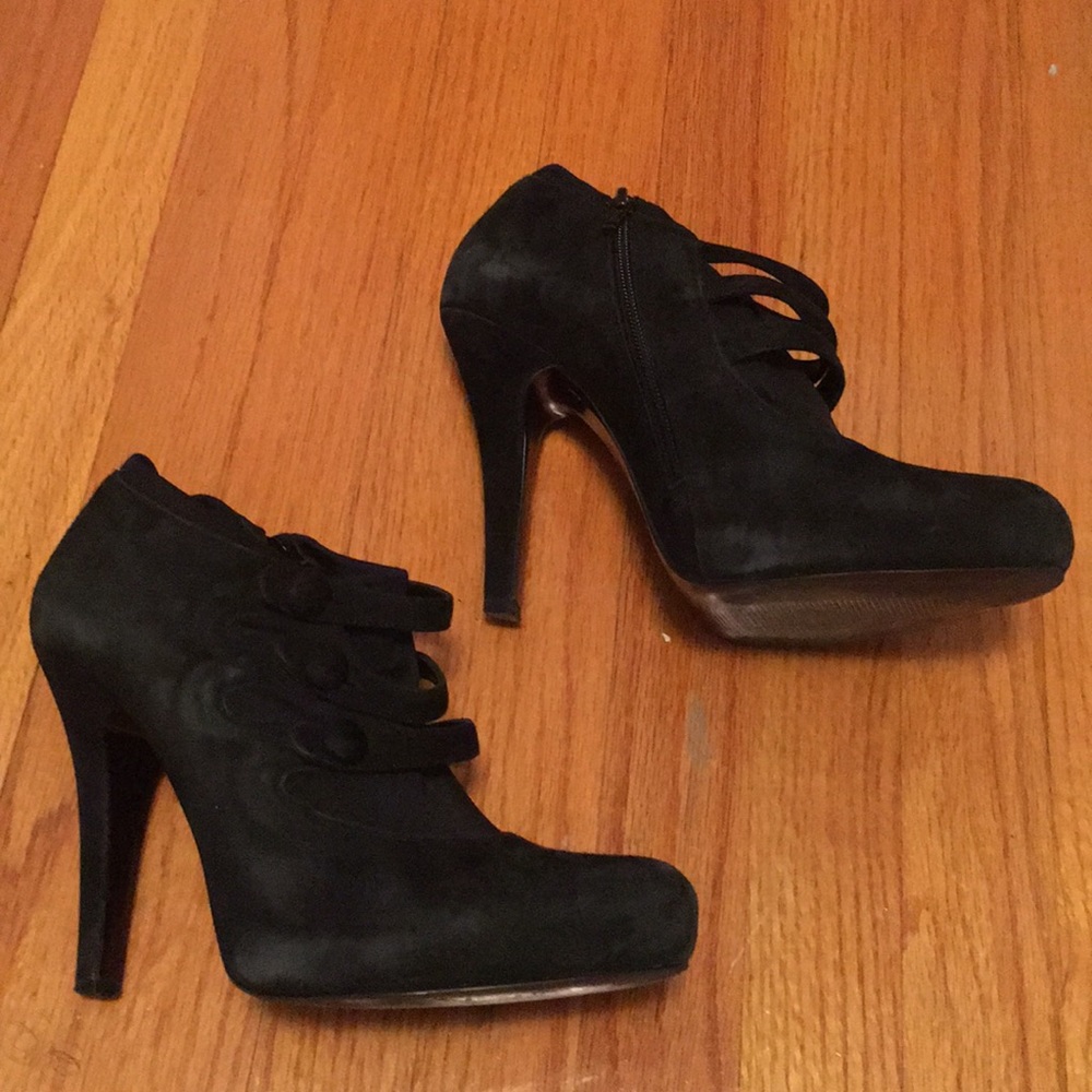 Jessica Simpson Stretchy Ankle Booties